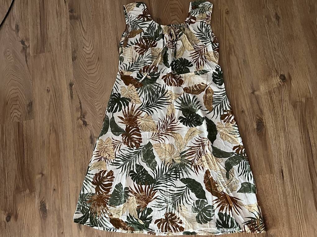 Robes: Kleid Gr. M – D'occasion à Rapperswil SG par zani_st 1