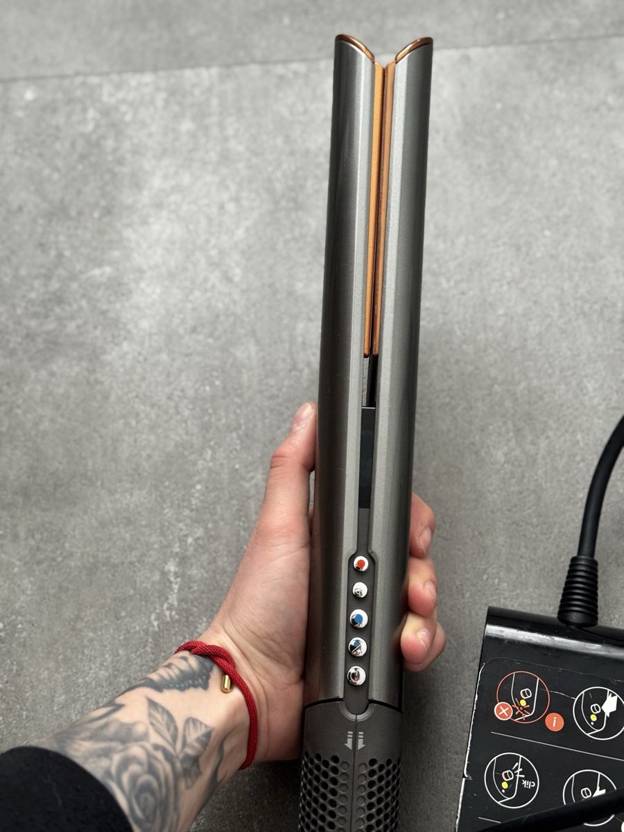 Dyson Asciugacapelli: Dyson Airstrait Haartrockner – Usato da Busswil TG venduto da syl_85pl 4