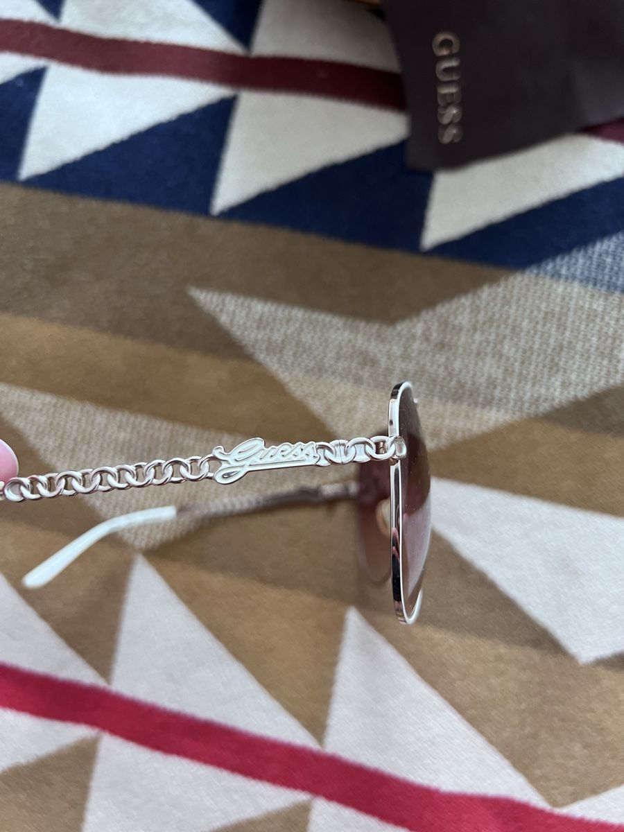 Guess Occhiali & Lenti: GUESS Sonnenbrille GU7032 – Usato da Winterthur venduto da eat_w5wx 1