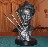 30cm Hohe Wolverine Statue 2kg Farbe: Gold/Silber