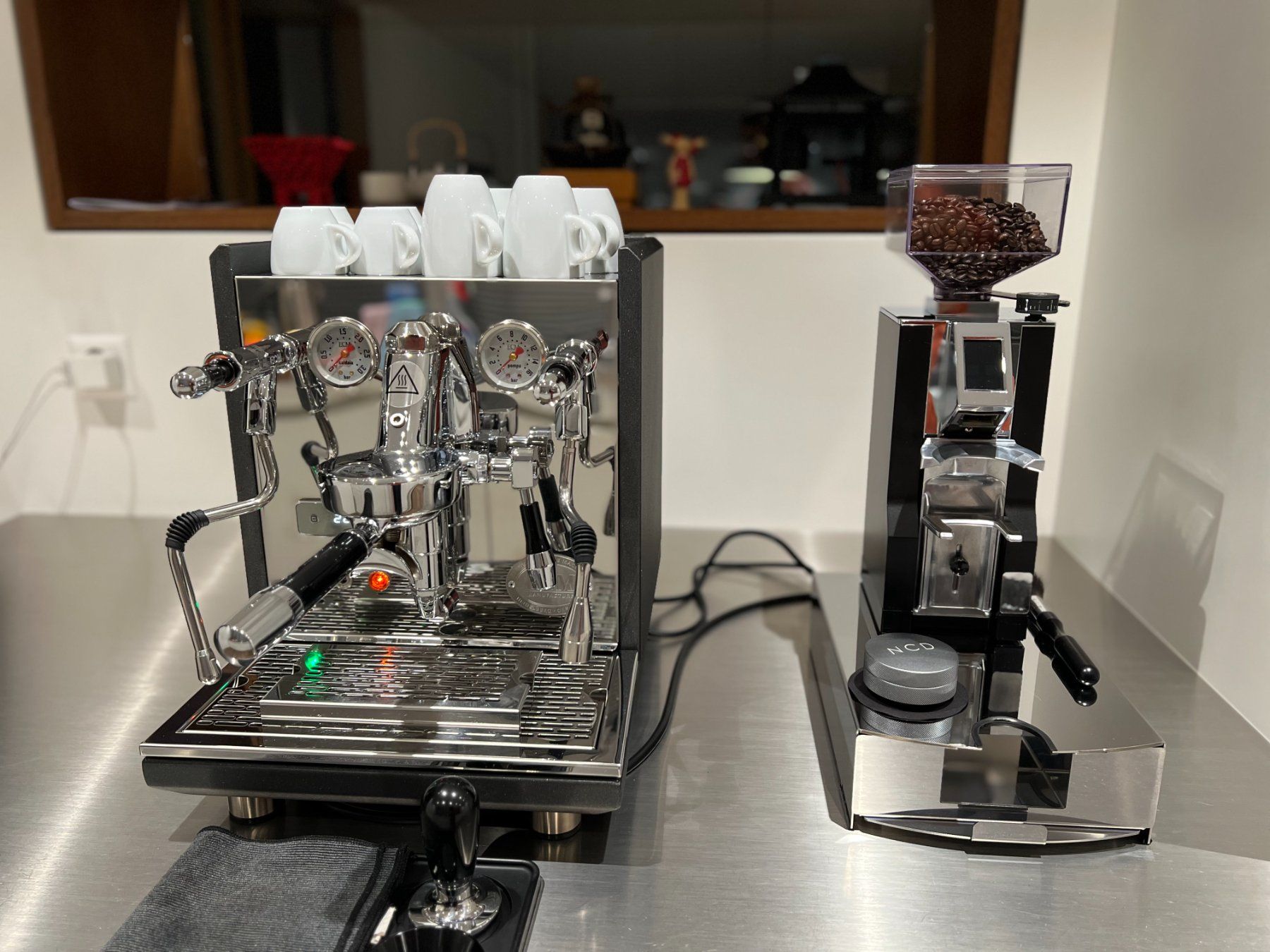 ECM Manufacture Macchine per caffè & Macchine per espresso: ECM Synchronika + Eureka Libra Mühle Top Zustand – Usato da Flüelen venduto da Franz-Alexandra 1