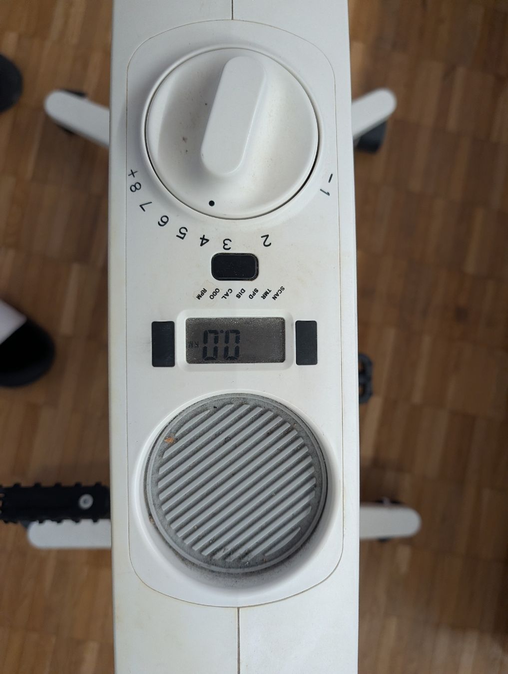Vélos d'appartement: Flexispot Tischfahrrad – D'occasion à Zürich par lheilig 3