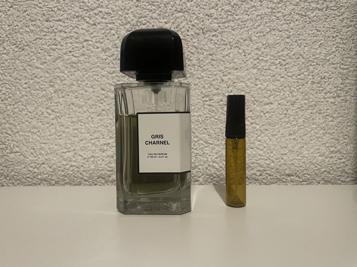 Profumi & Eau de Toilette: Gris Charnel BDK Paris 5ml Probe! – Nuovo (secondo la descrizione) da Flawil venduto da Duft-Alchemist