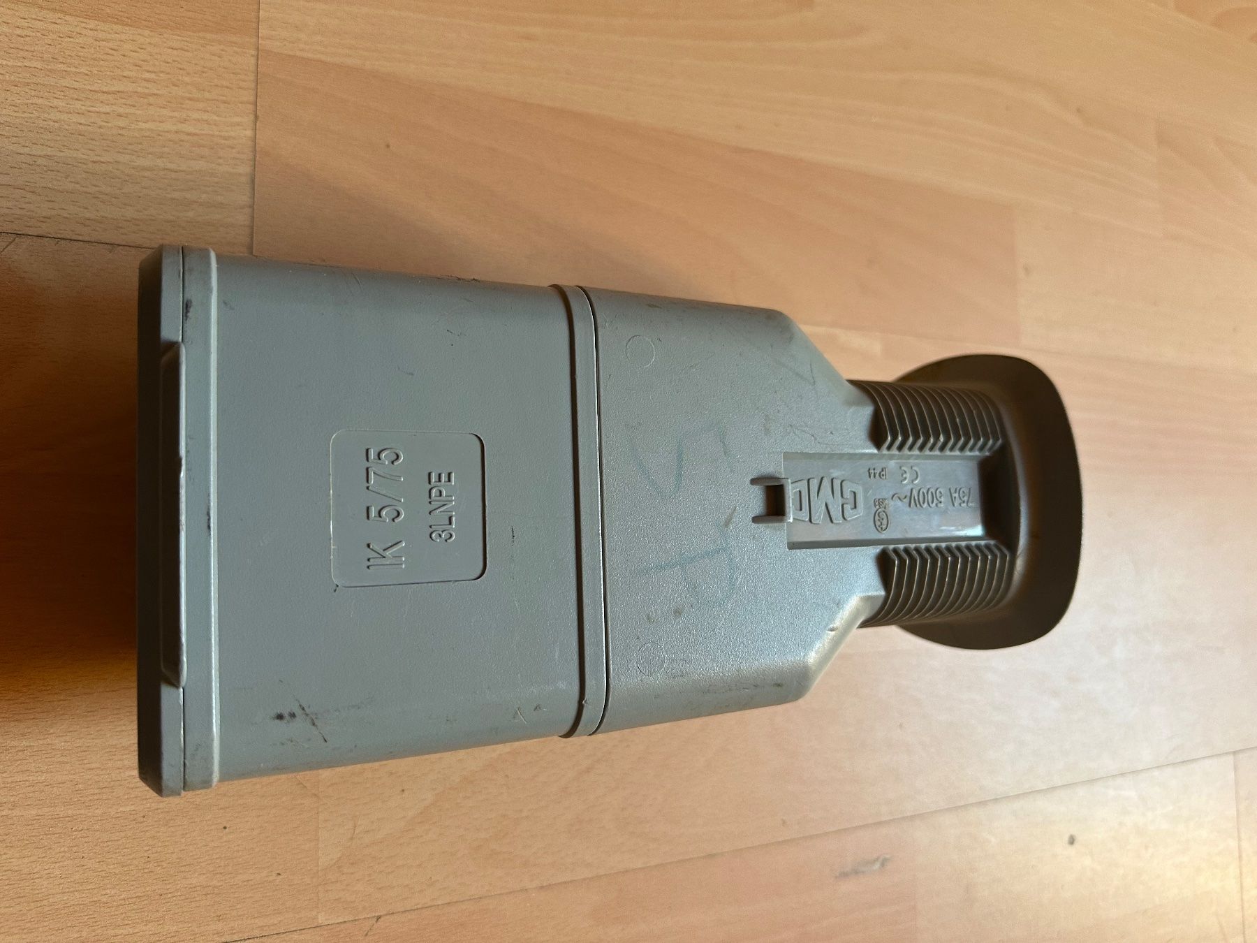 Spine: Kupplung J 75 /5Polig CMC – Usato da Huttwil venduto da Bolpa