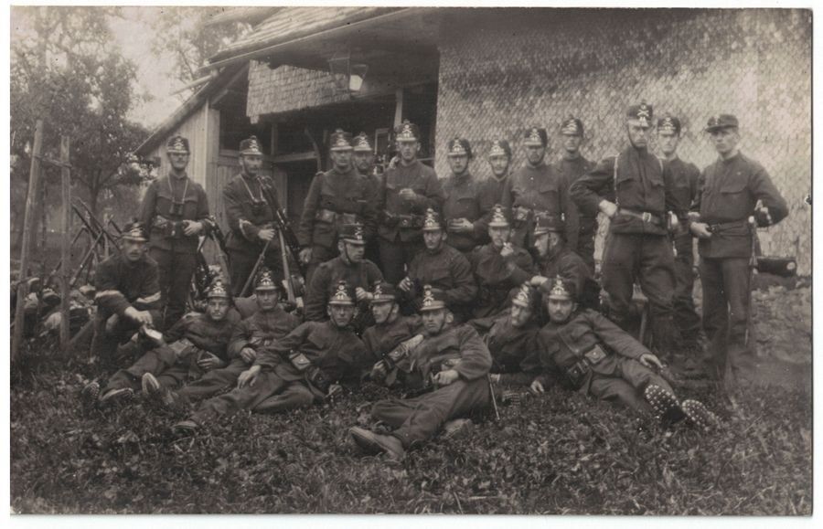 Ansichtskarten: Rast vor einer Scheune, um 1910 – Gebraucht aus Frauenfeld von POML
