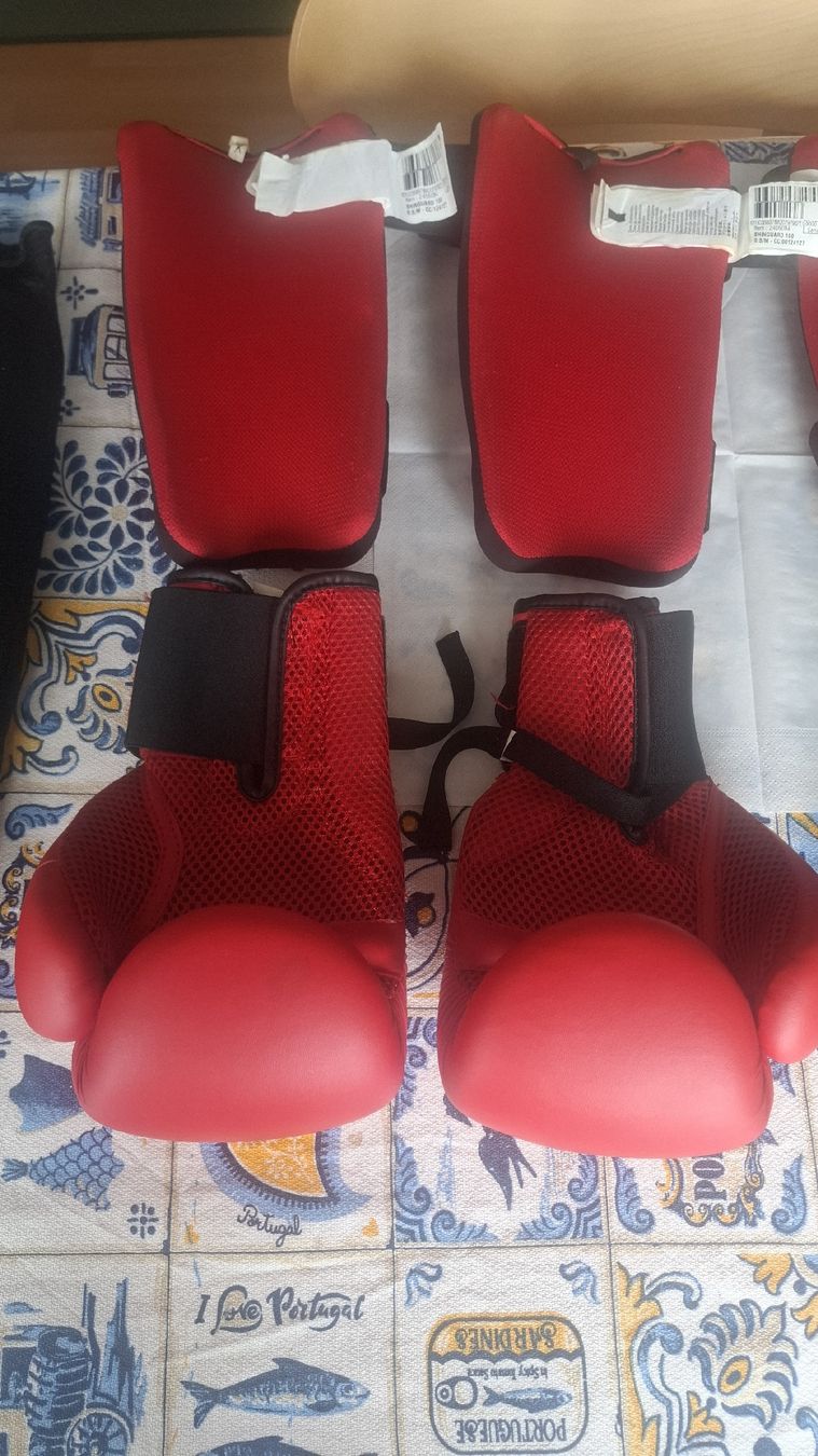 Handschuhe & Handstulpen: kickboxing Ausrüstung  8oz  – Neu (gemäss Beschreibung) aus Bern von Tigre25 1