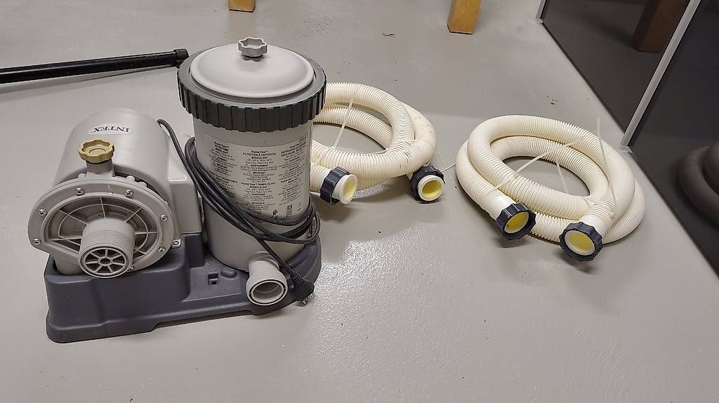 Accessori per Piscine: Gratis Pool Filterpunpe – Usato da Schöftland venduto da Urs_Hunziker 4