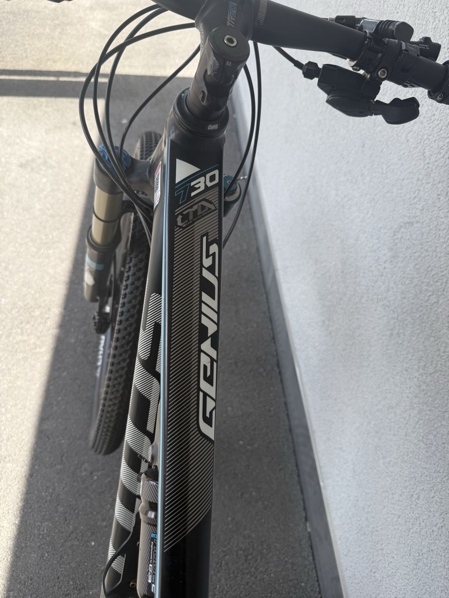 Scott Vélos: Scott Genius 730  27.5 Zoll  – D'occasion à Rotkreuz par 74max 3