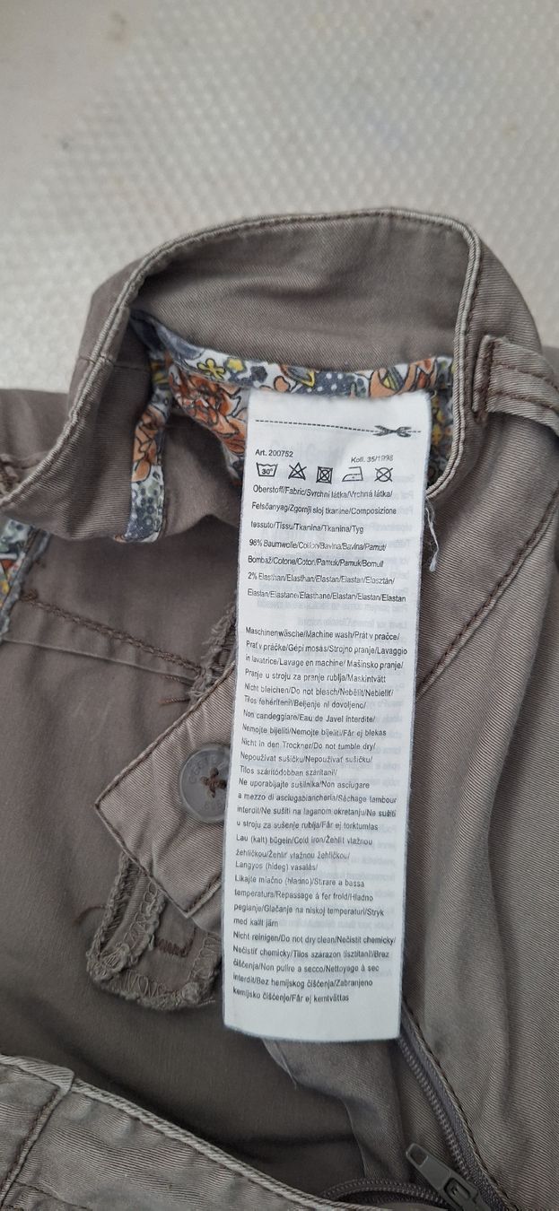 Cecil Pantaloni: Damenhose Cecil hellbraun Grösse 30 / Inch 32 – Usato da Schwyz venduto da cla_8w6t 3