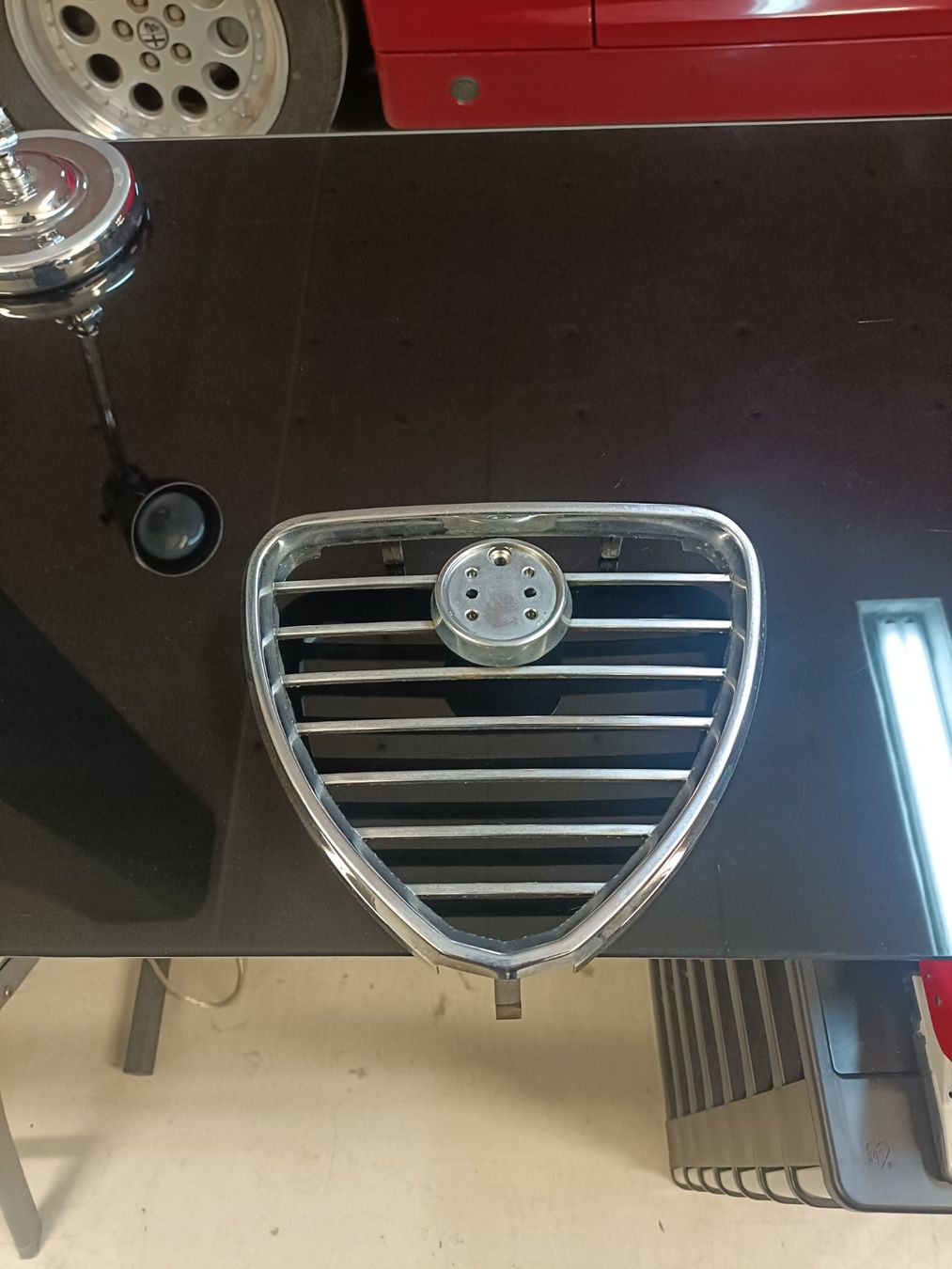 Alfa Romeo Alle Autoersatzteile: Calandre Alfa roméo Berlina 1972 – Gebraucht aus Collombey von Gmoustache1 6