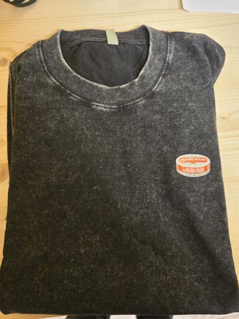 T Shirt mit Siberia Snus Dose
