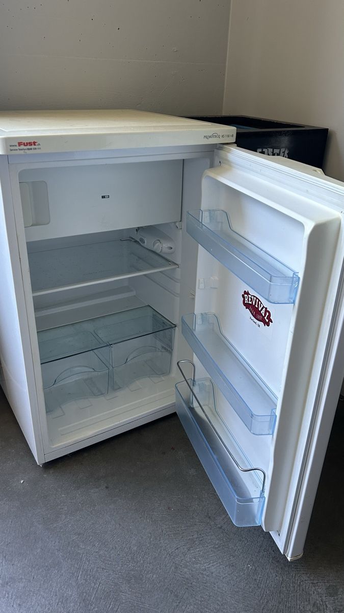 Réfrigérateurs: Kühlschrank – D'occasion à Kriens par mofa.teile.occasion