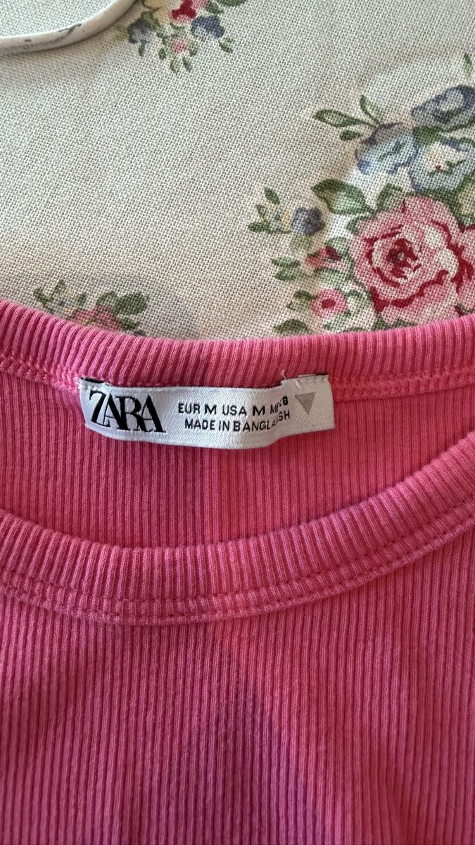 Zara Top: ZARA Top Gr. M - neuwertig – Nuovo (secondo la descrizione) da Weiningen ZH venduto da Jeolina 2
