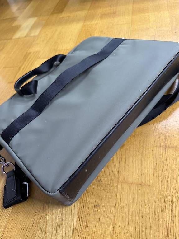 Samsonite Borse: Laptop Tasche Samsonite Grün-Grau – Nuovo (secondo la descrizione) da Bern venduto da kwa_pyt9 3