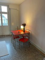 Esstisch/ Garten-Set mit 4 Stühlen rot Metall guter Zustand