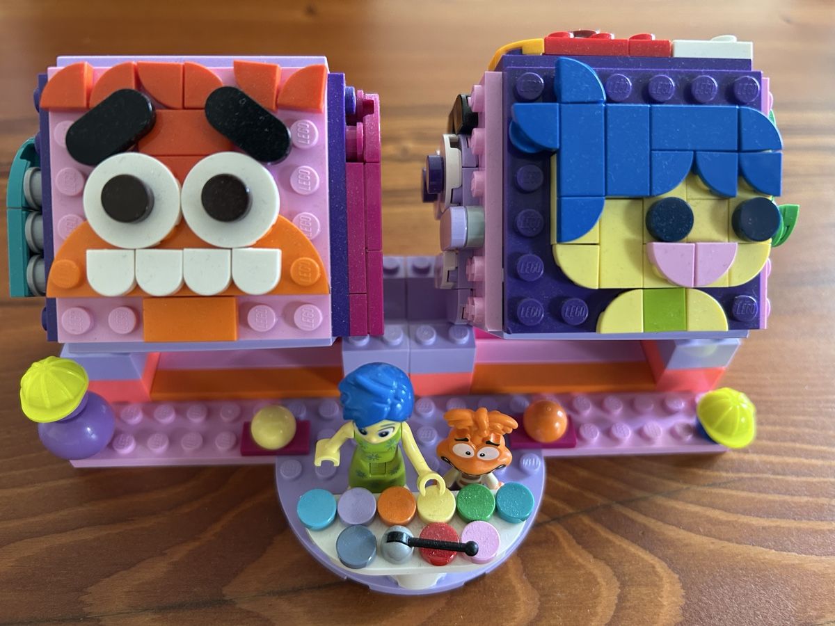 Lego Kit di costruzioni: Lego inside out  – Usato da Riva San Vitale venduto da nev_9qn9