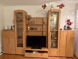 Wohnwand aus Massivholz