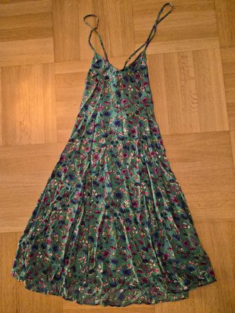 Robe midi Sézane imprimé floral taille 36 jamais portée