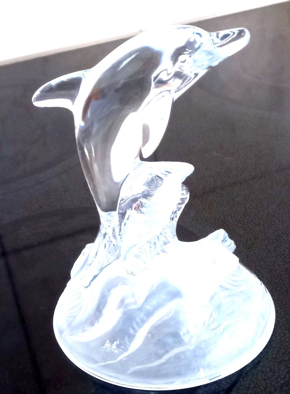 Sculture & Statue: Delfin auf Wasserwelle Glaskunst – Usato da Baar venduto da 2cvbaar 3