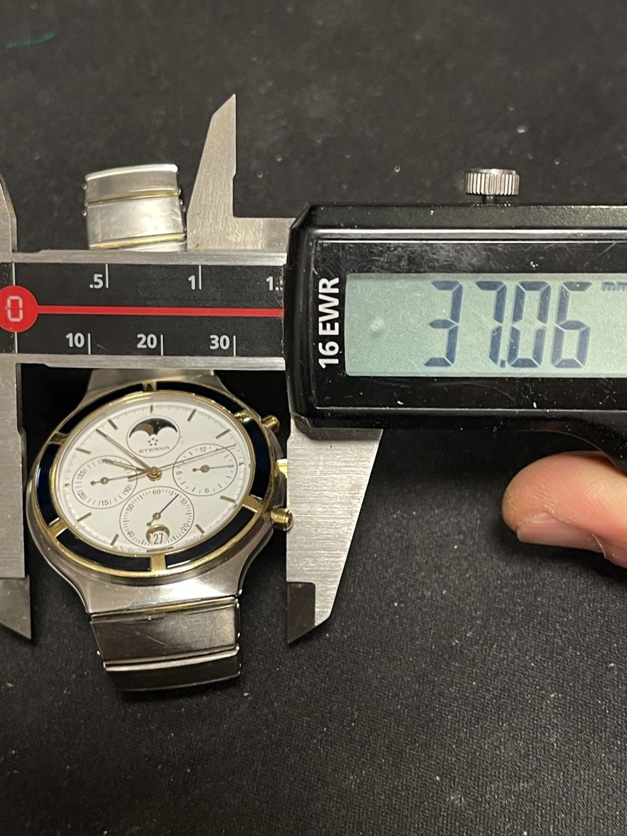 Eterna Orologi: Eterna AIR FORCE A072  Mondphase Chronograph Stahl/Gold – Usato da Untersiggenthal venduto da kaanzurich 3