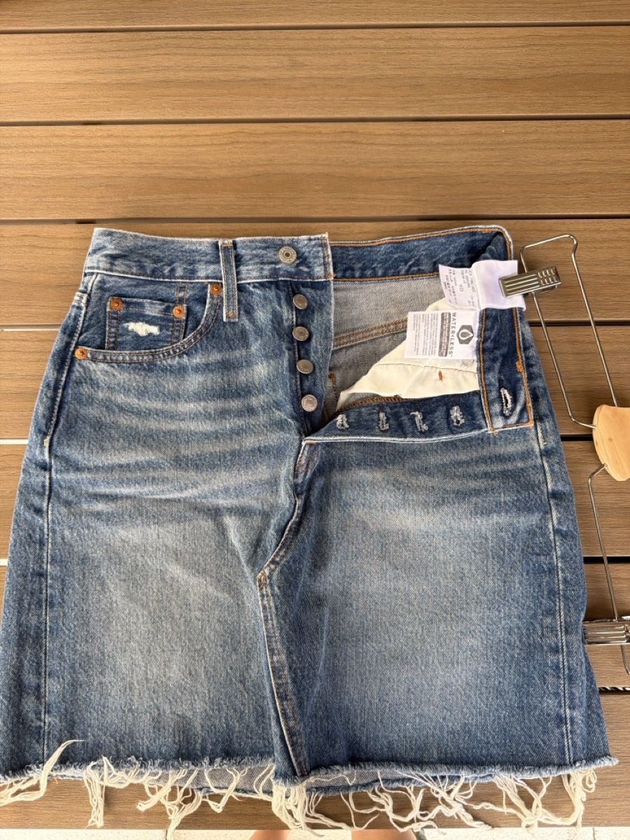 Levi's Gonne: Levi's Jeansrock Damen Grösse 25 – Nuovo (secondo la descrizione) da Wetzikon ZH venduto da jr290011 2