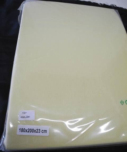 Bettwäsche: Jersey Fixleintuch Vanille, 180x200x23cm – Neu und originalverpackt aus Kottwil von Crazyrolf