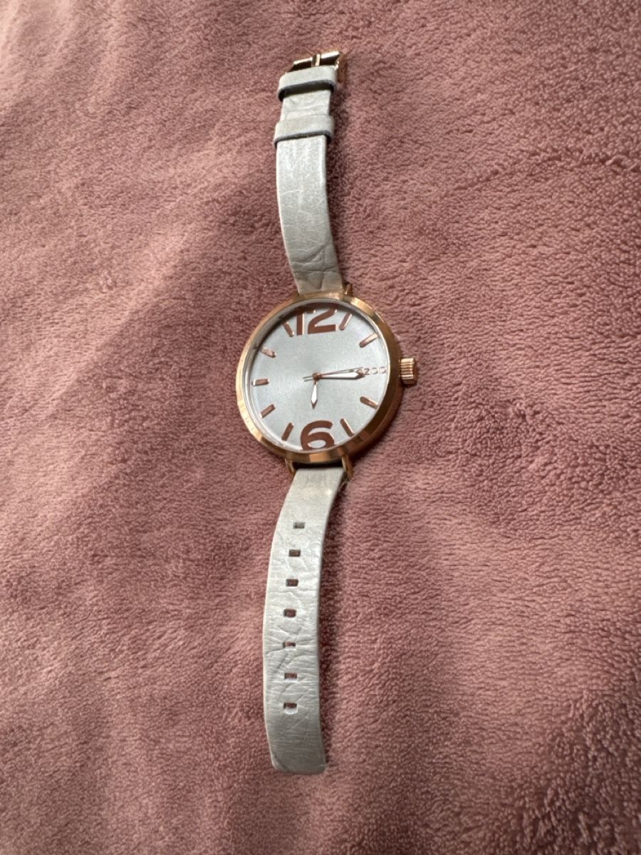 Orologi: Oozoo Damenuhr, grau, rosegoldfarben – Usato da Heiden venduto da Bettyk11.