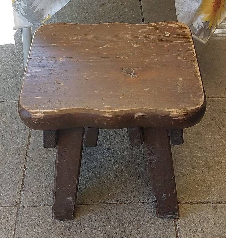 Chaises: Robuster Stuhl und Hocker – D'occasion à Rotkreuz par bar_tg28 1