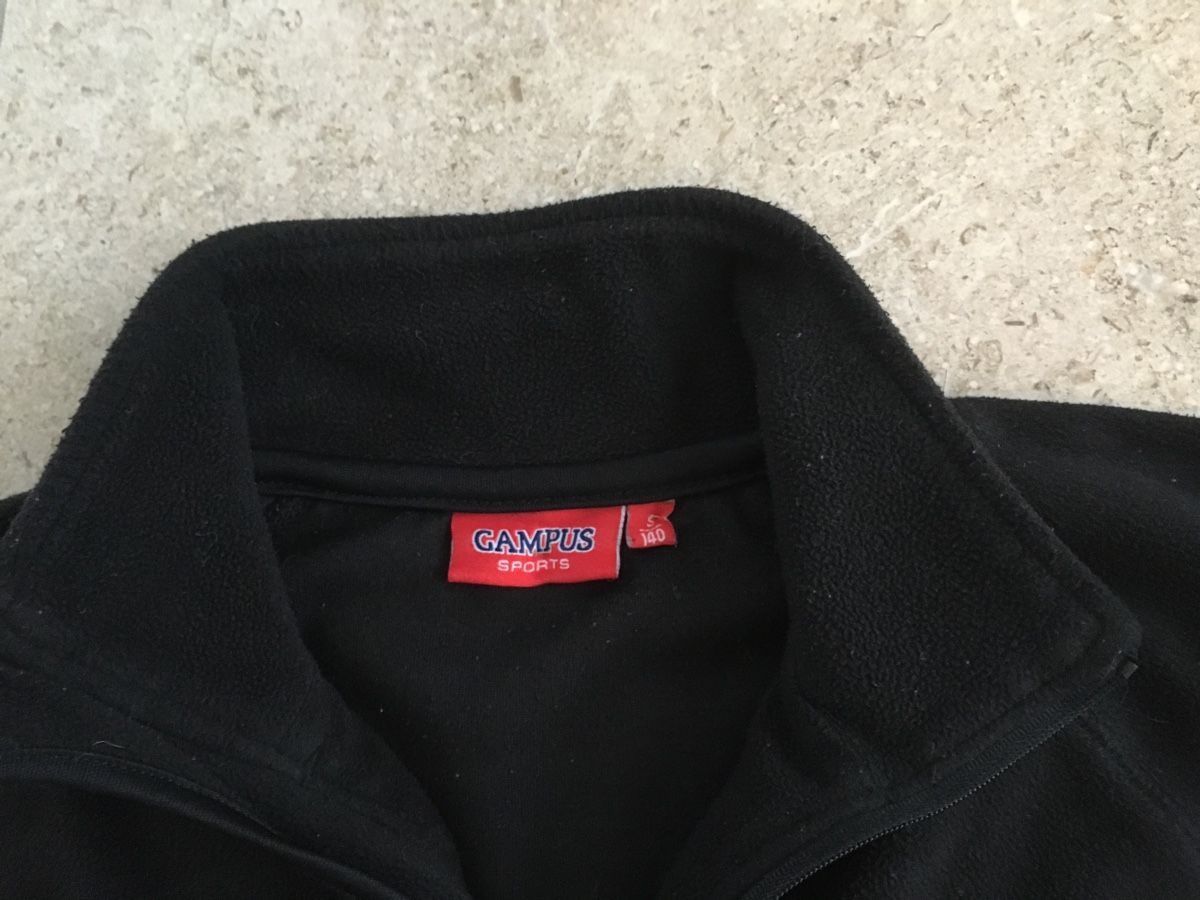 Maglioni & Felpe: Schwarzer Campus Fleece Pulli Gr. 140 – Nuovo (secondo la descrizione) da Gächlingen venduto da Tara_devi 1