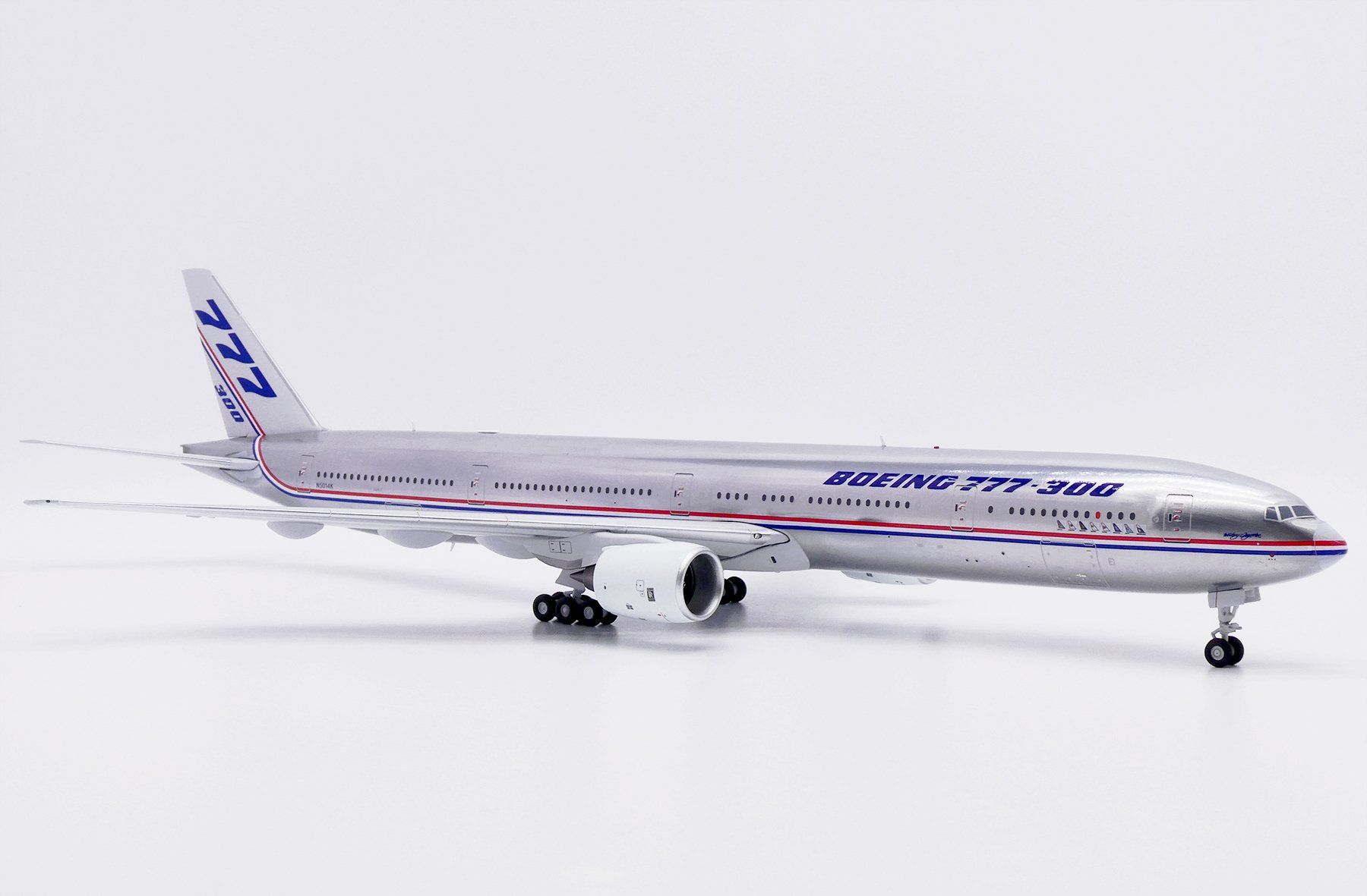 Boeing Kit di modellismo & Modellini statici: B777-300 BOEING – Nuovo e nell'imballaggio originale da Morges venduto da iljamuromez 3