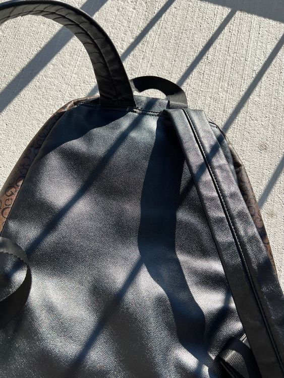 Guess Zaini: Guess Rucksack, schwarz-braun – Difettoso da Riehen venduto da ann_76jw 1