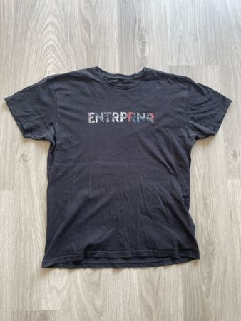Schwarzes T-Shirt "Entrepreneur" - Top Zustand, Sommerhit!