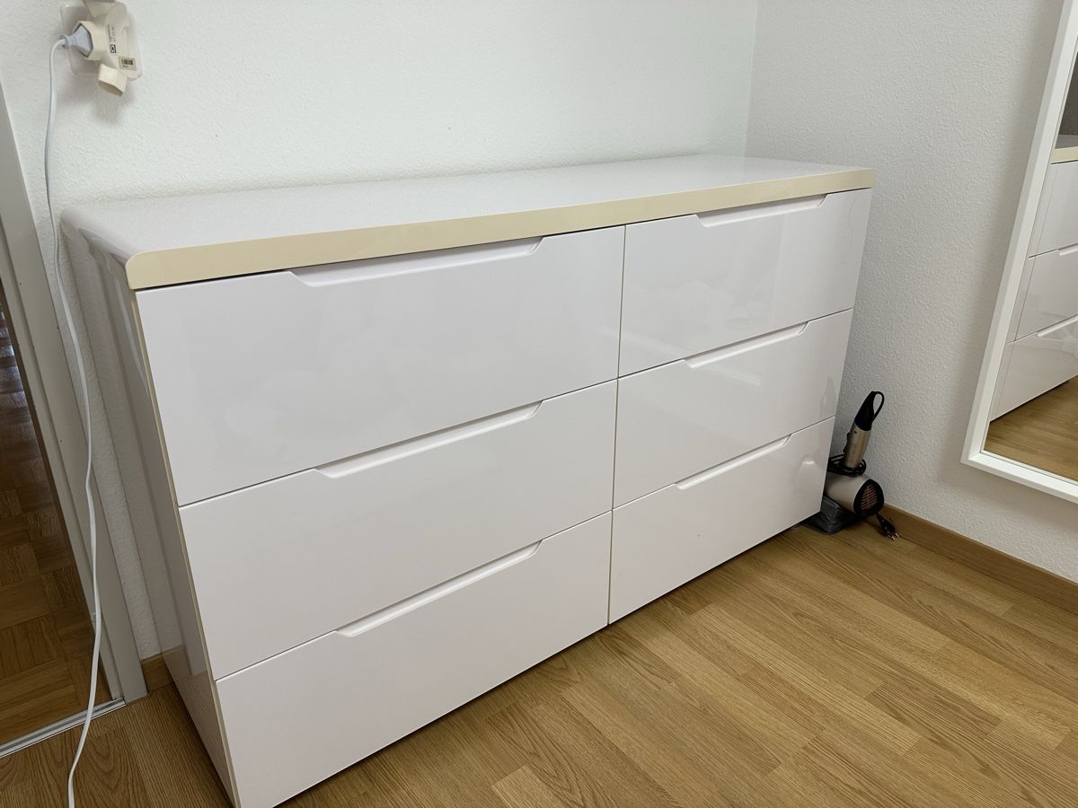 Commodes: Kommode weiss 6 Schubladen guter Zustand – D'occasion à Münchenbuchsee par IleanaT 2