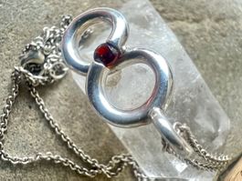 Infinity-Collier Silber 925 mit leuchtendem Granat - 40-45cm