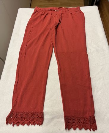 7/8-Leggins rostrot mit Häkelsaum Grösse 46/48