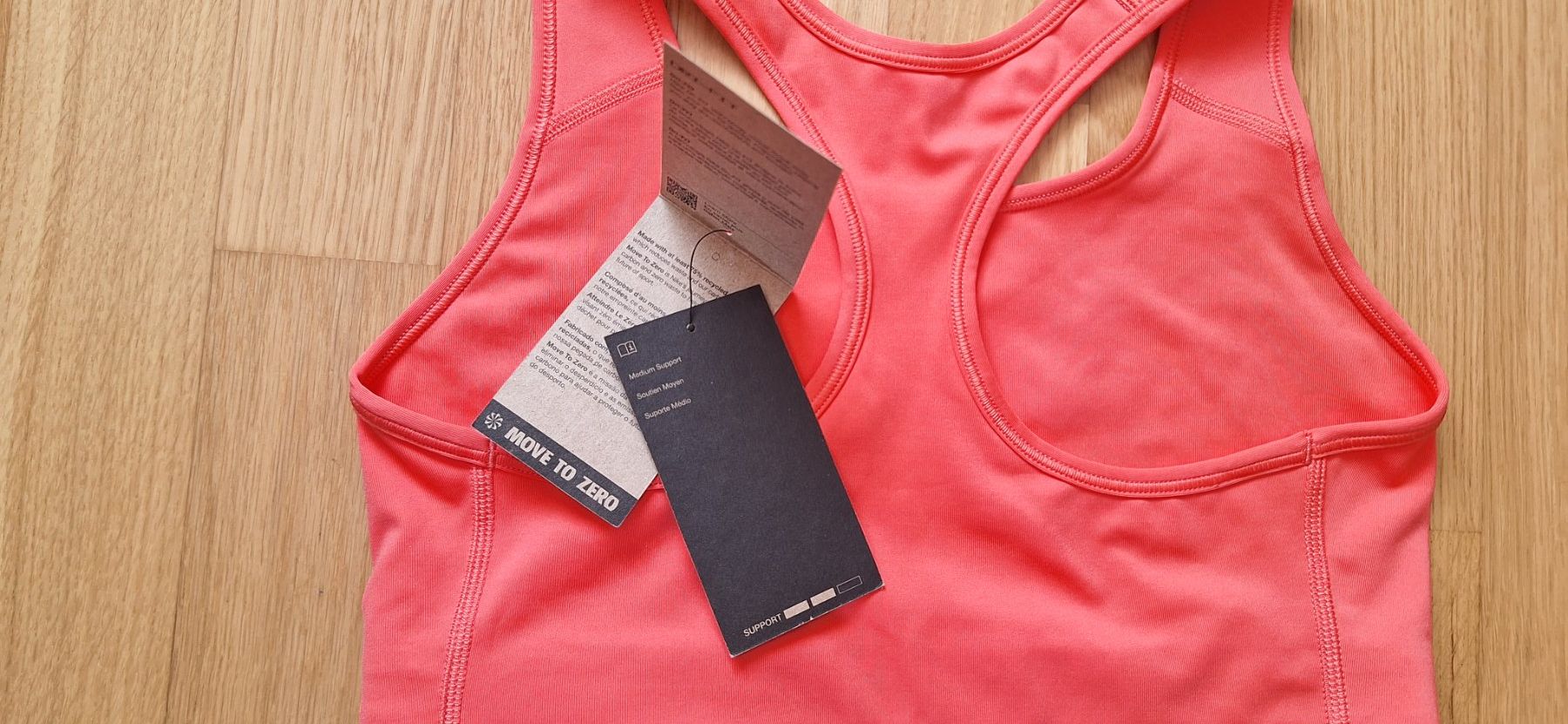 Nike Altra biancheria intima: Nike, brassière de sport – Nuovo (secondo la descrizione) da Lussery-Villars venduto da pousinete02 2