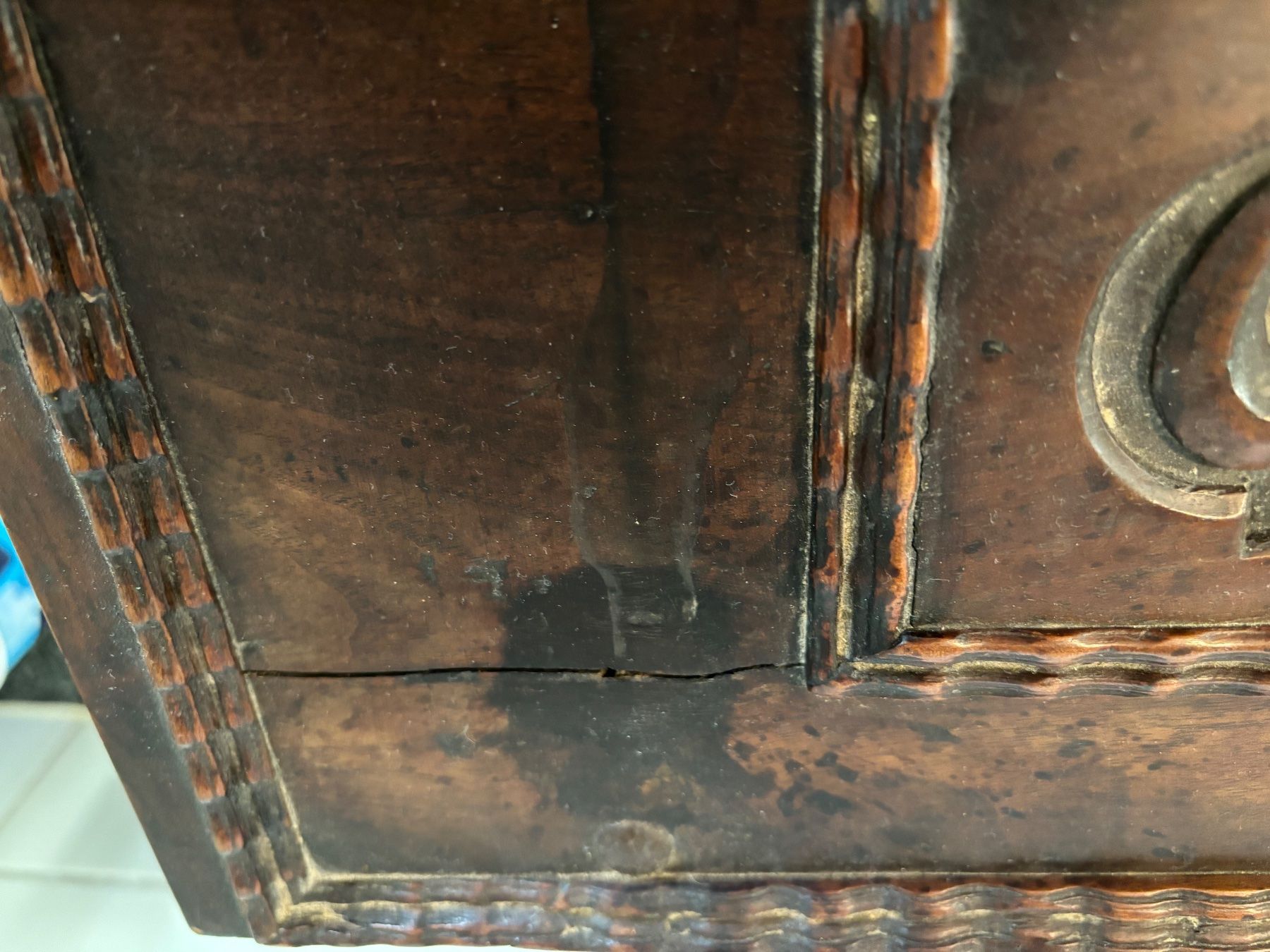 Cassettiere: Antike Miniaturkommode Barock Nussbaum – Usato da rotkreuz venduto da baudisch 9