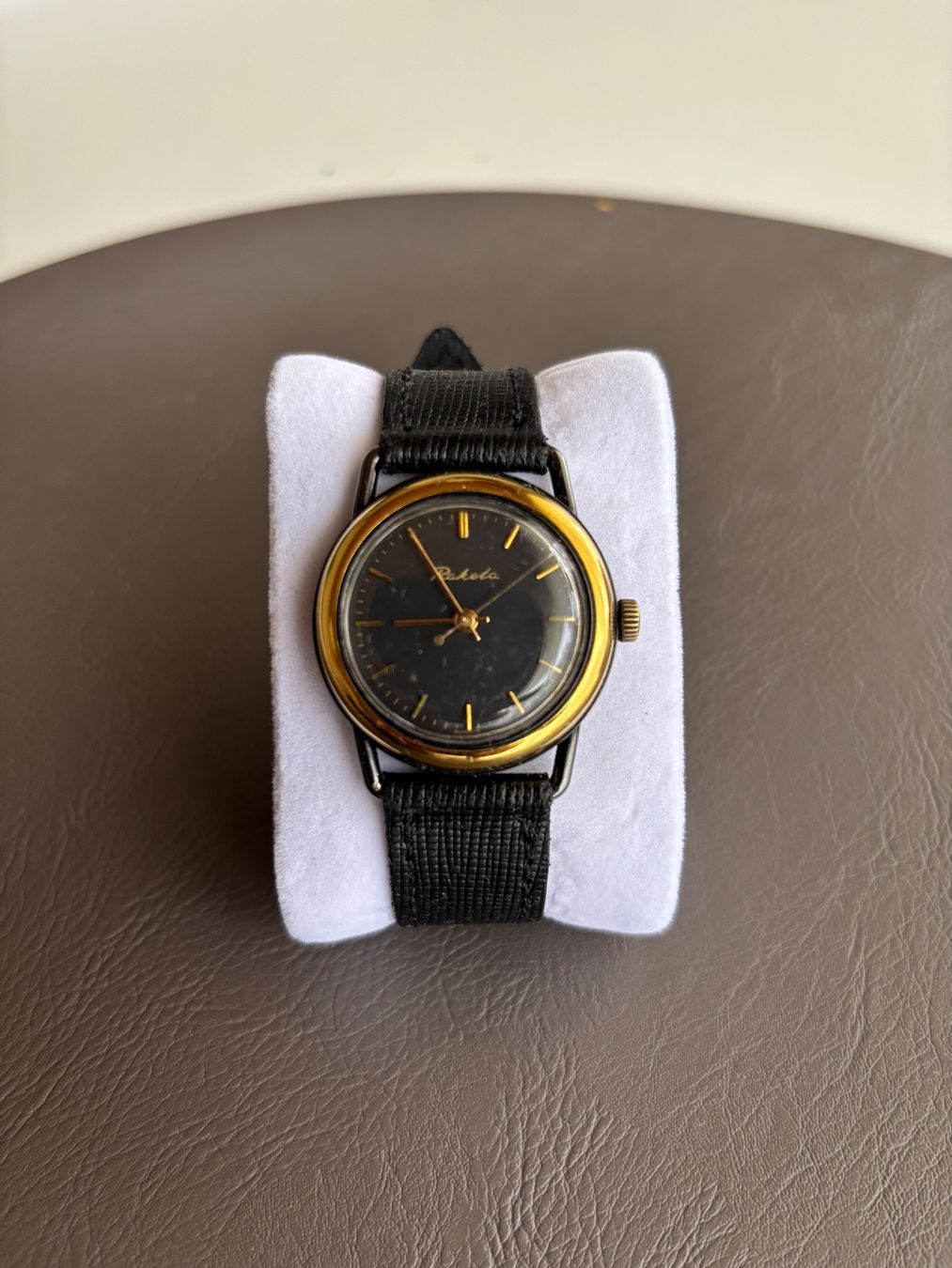 Raketa Uhren: Montre Raketa noire et doré – Gebraucht aus Muraz (Collombey) von Ivm_21