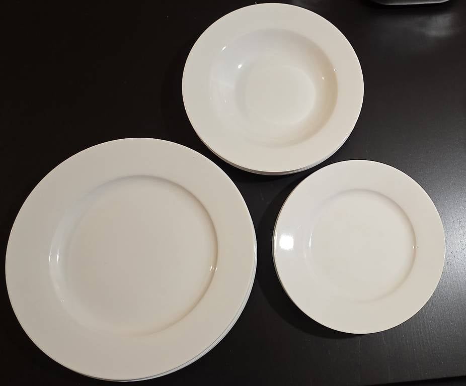 Migros Assiettes: 18 Teller – D'occasion à Wangen b. Olten par Benjamin_Samuel