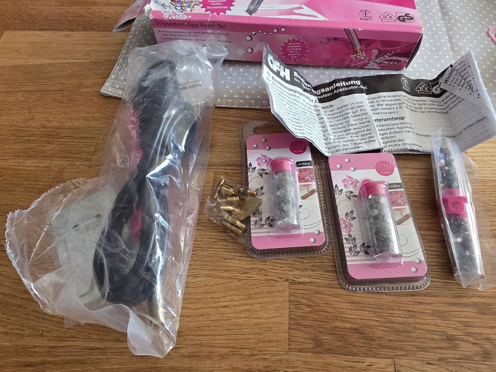 Kit bricolage: Strassstein-Applikator-Set inkl.  Hotfix-Strasssteine – Nuovo (secondo la descrizione) da Laufenburg venduto da may_r2st 1