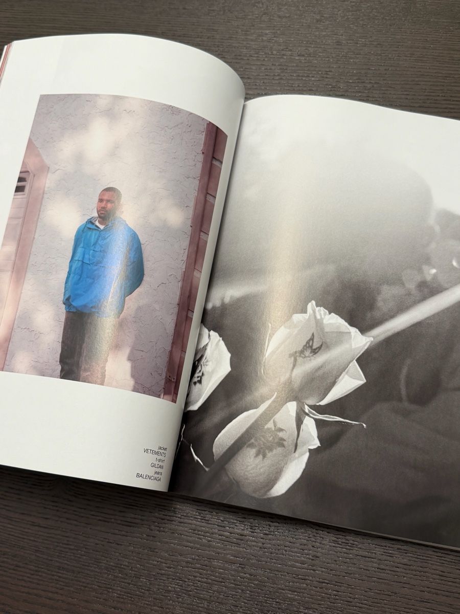 Riviste & Magazine: 032c Magazin Winter 2017/18 Frank Ocean – Usato da Zürich venduto da ya66in 4