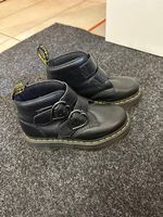 Dr. Martens Devon Heart leather platform boots in Gr. 36   