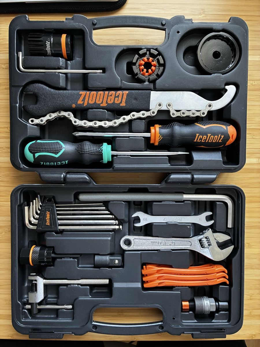 Tous les outils: Boîte à outils Icetoolz – Neuf avec emballage d'origine à La Chaux de Fonds par Fleursrose33 4