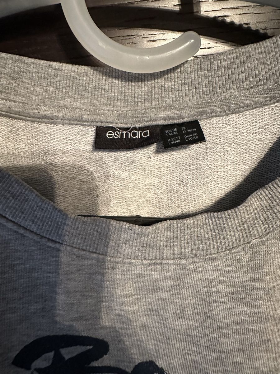 Maglioni & Felpe: Grauer Pulli "Be awesome today" Gr. 38 – Usato da Altendorf venduto da Eastwick4 3