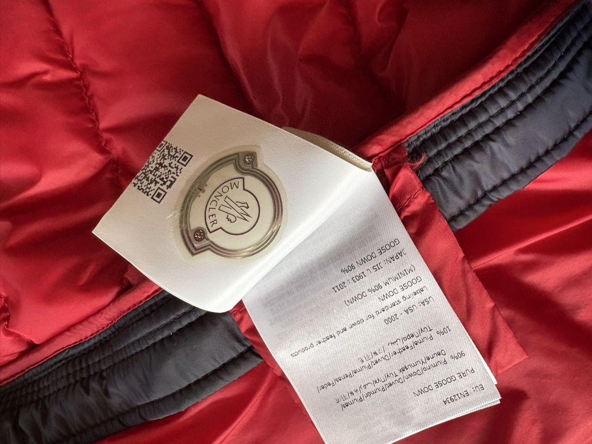 Moncler Sonstige Jungenkleidung: Moncler Weste Kinder 14y / 164cm – Neu (gemäss Beschreibung) aus Baar von El.bee 5