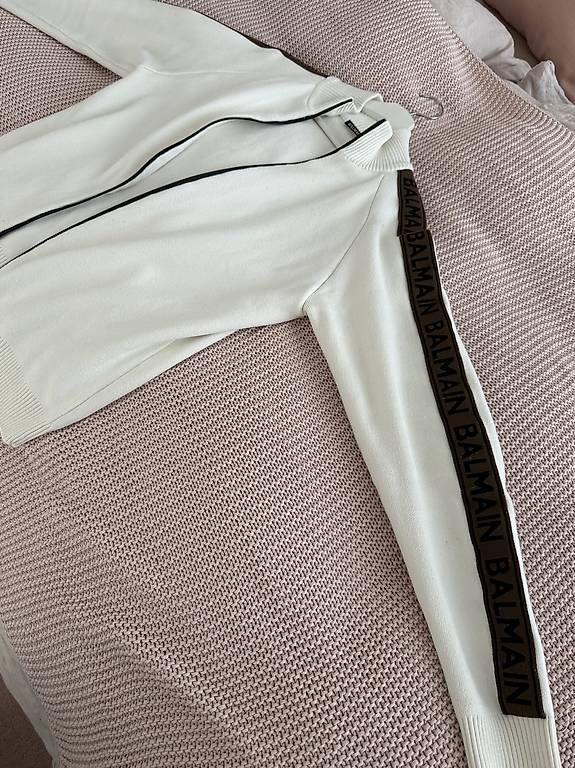 Giacche: Original Balmain Strickjacke  Grösse M – Usato da Tenniken venduto da Raphi.hefti 2