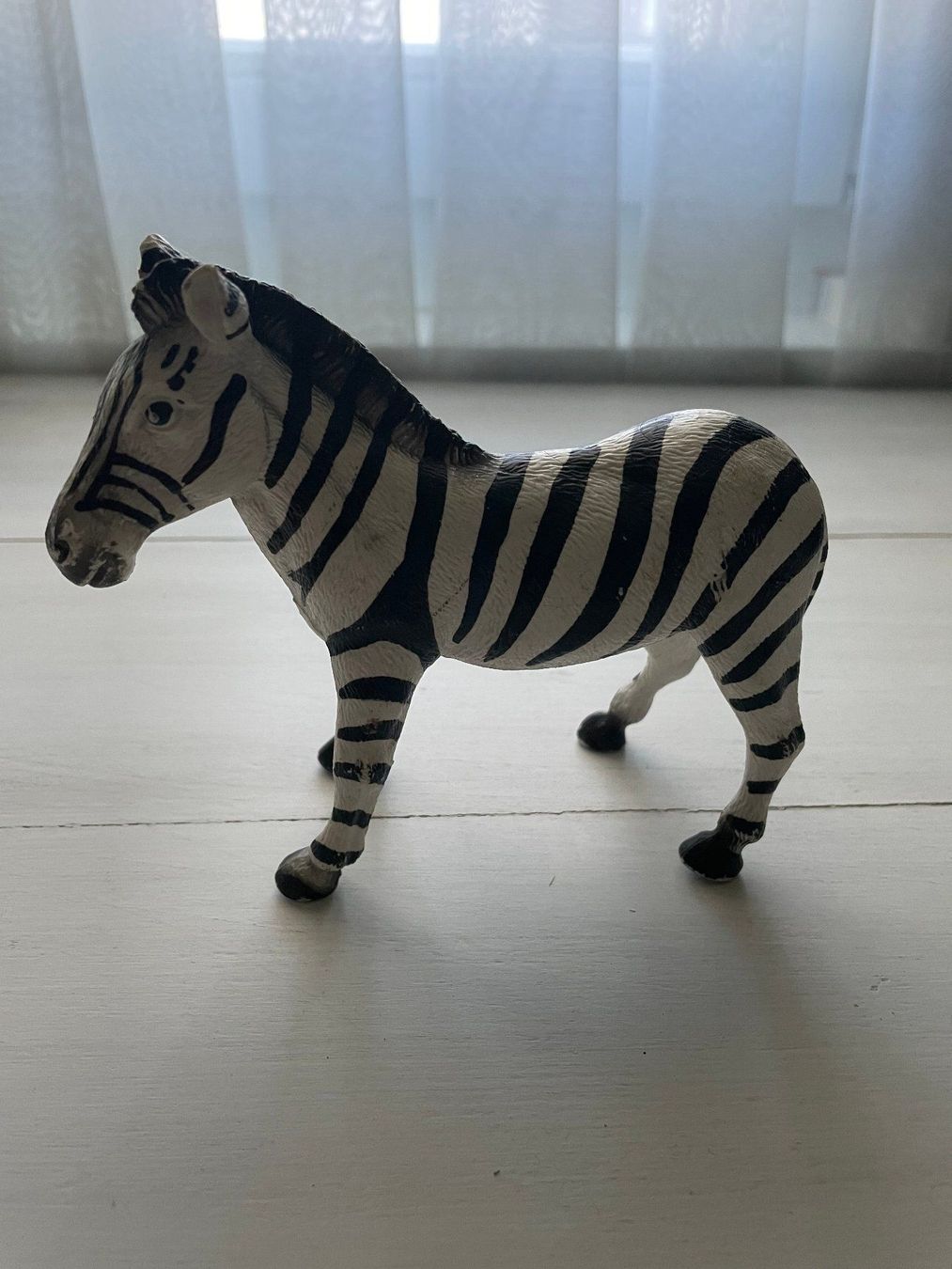 Spielzeuge: ZEBRA – Gebraucht aus Forch von ESELSTEIN