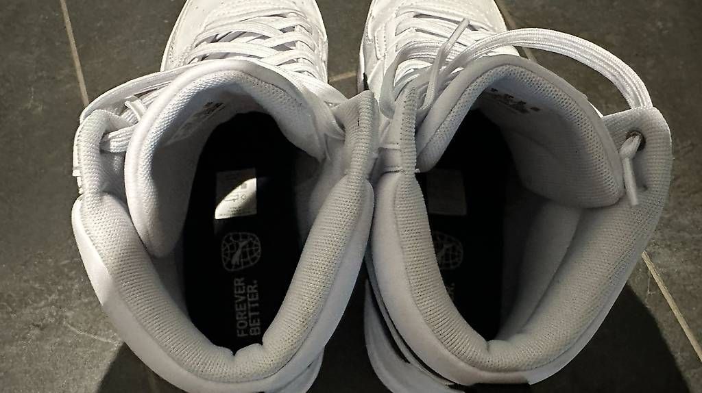 Puma Scarpe da uomo: Puma Caven 2.0 Mid Sneakers Grösse 43 – Usato da Düdingen venduto da Emphilly 2