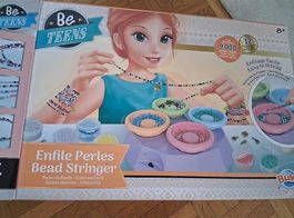 Enfile perles pour créer des bracelets
