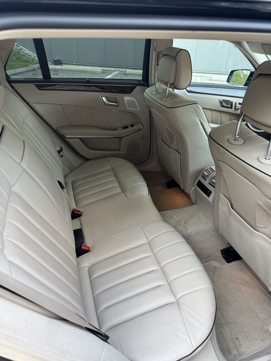 Mercedes-Benz Automobili: Mercedes E 500 4 matic  – Usato da Corpataux venduto da jan_jsp7 6